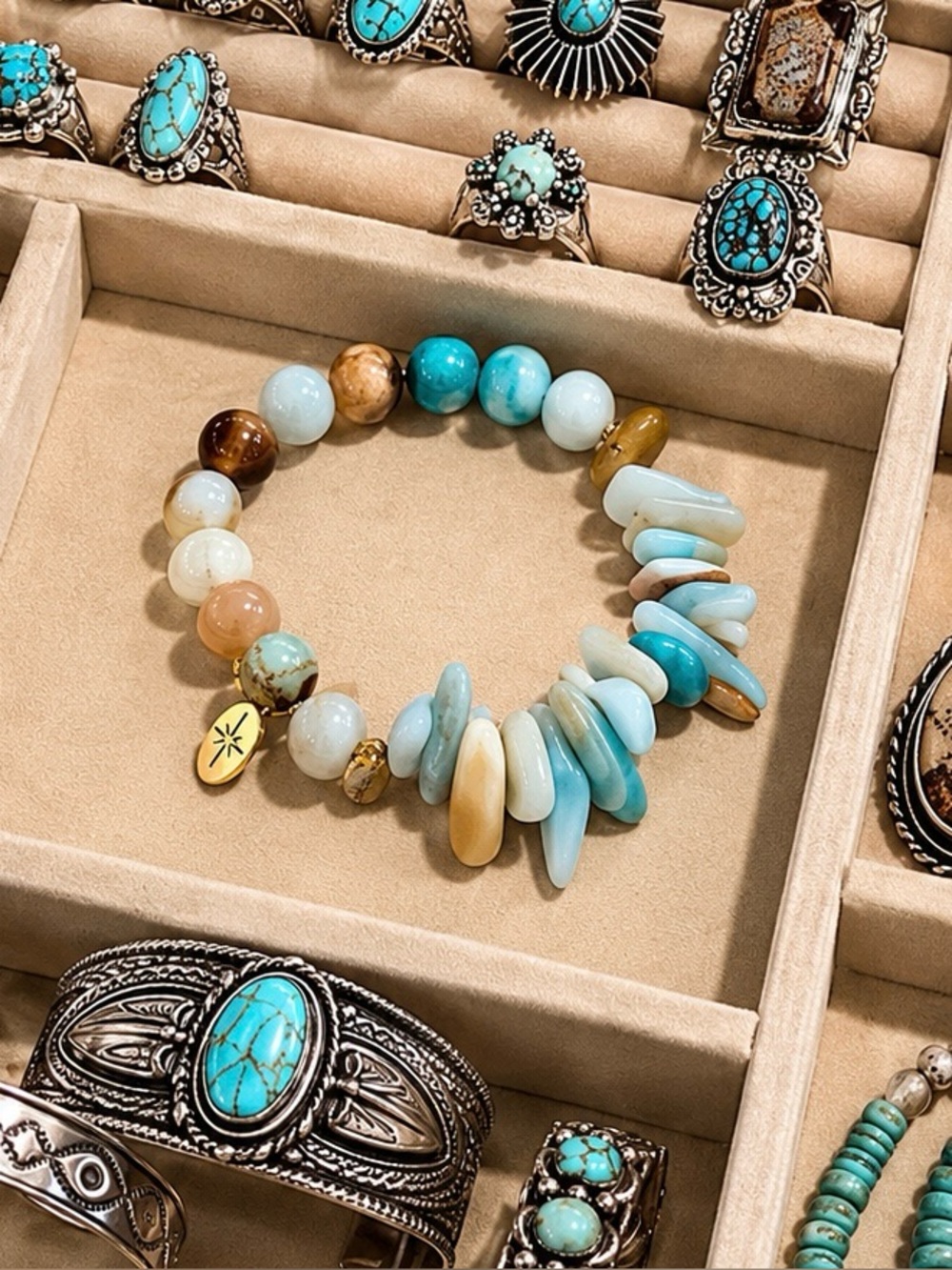 Kinsley Armelle Solar Chip Stone Bracelet  NWT